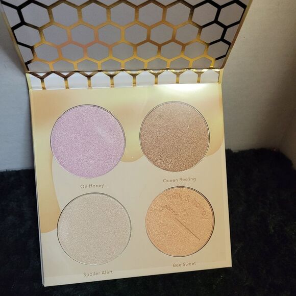 Beauty Bakerie Highlighter‎ Palette - Picture 1 of 3